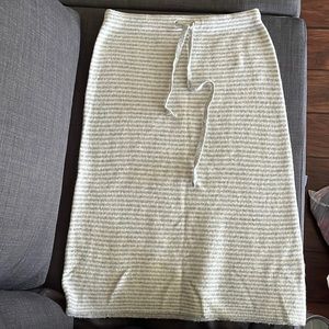 White and gray skirt